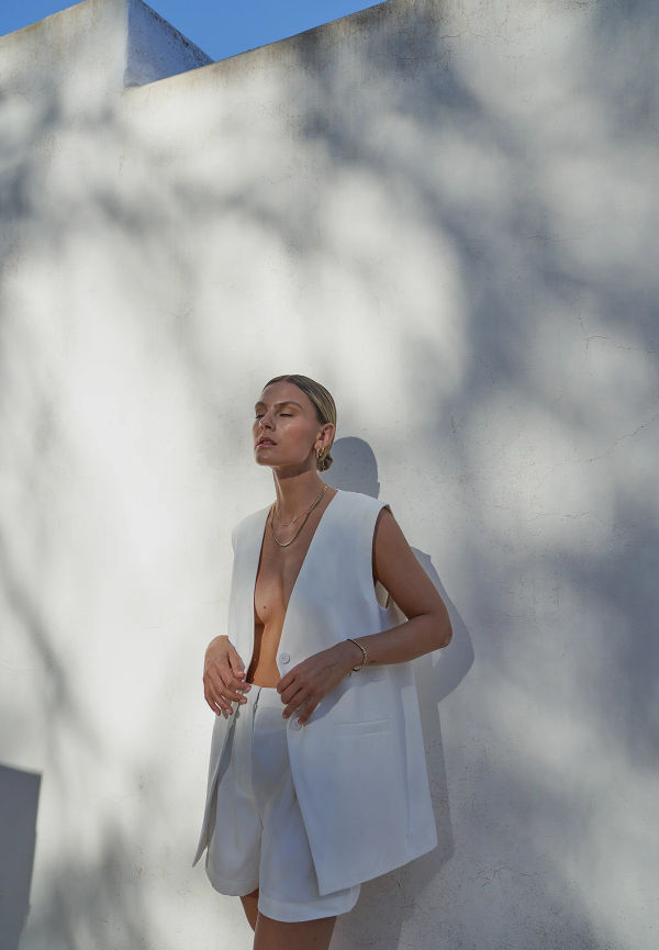 Alessa Winter x NA-KD Oversized lång väst - White