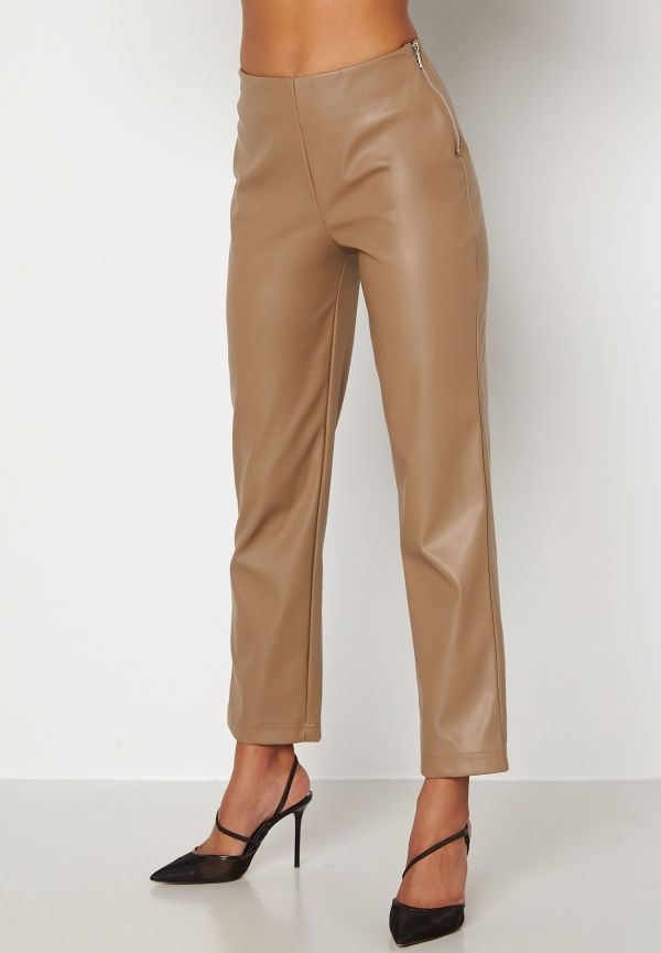 BUBBLEROOM Pailin cropped PU trousers Brown 38