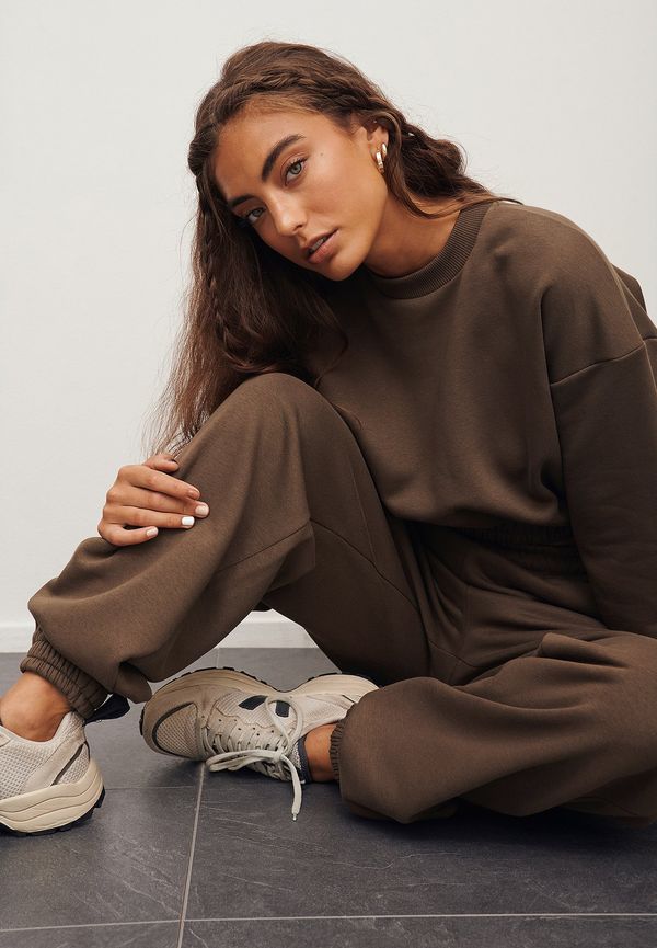 Chloé Monchamp x NA-KD Sweatpants - Brown