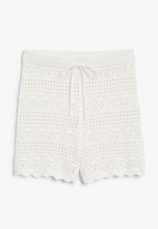 Crochet style shorts - White