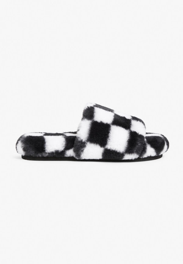 Faux fur slippers - White