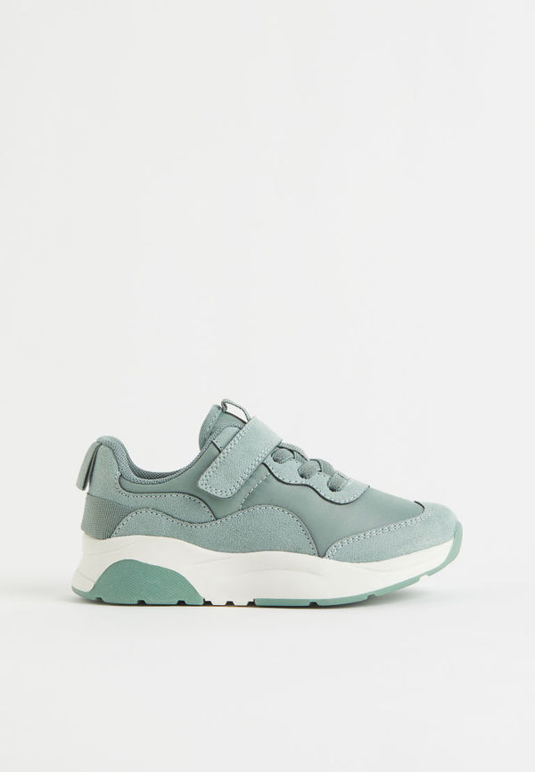 H & M - Pastellfärgade sneakers - Grön