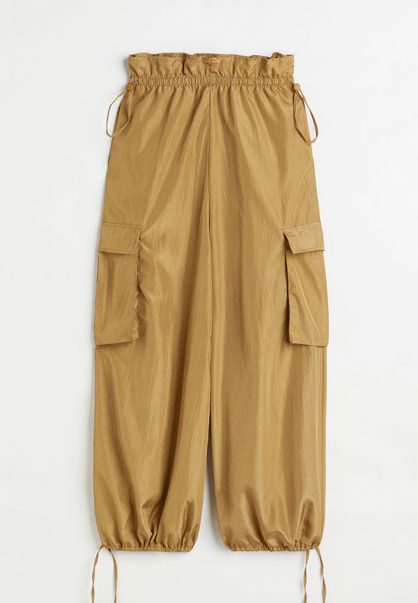 H & M - Voluminös cargobyxa - Gul