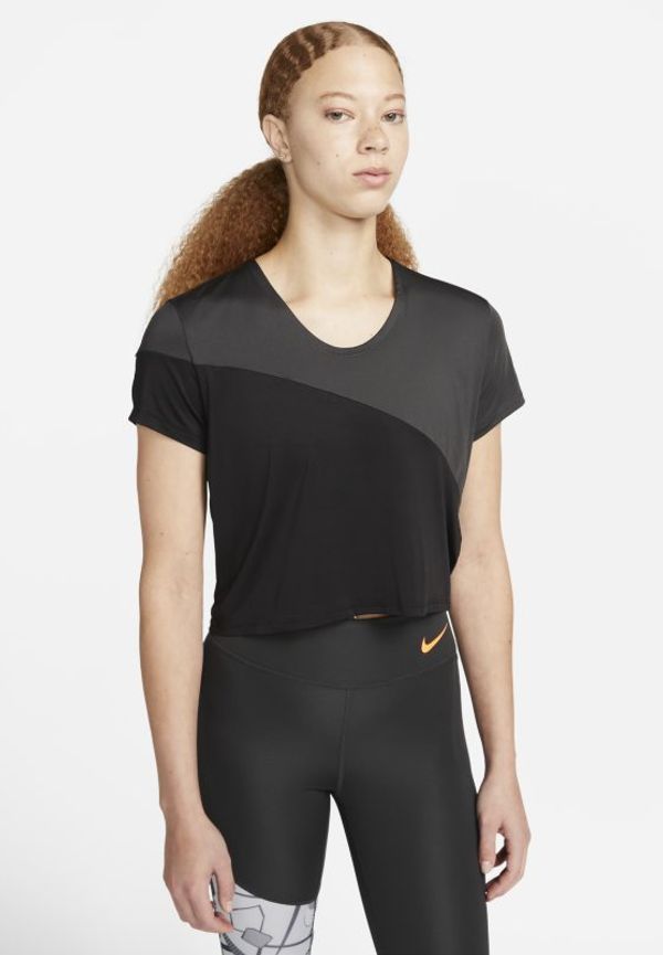 Kortärmad löpartröja Nike Dri-FIT Retro Run för kvinnor - Grå
