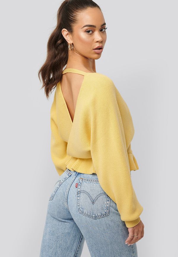 NA-KD Overlap Flounce Knitted Sweater - Yellow