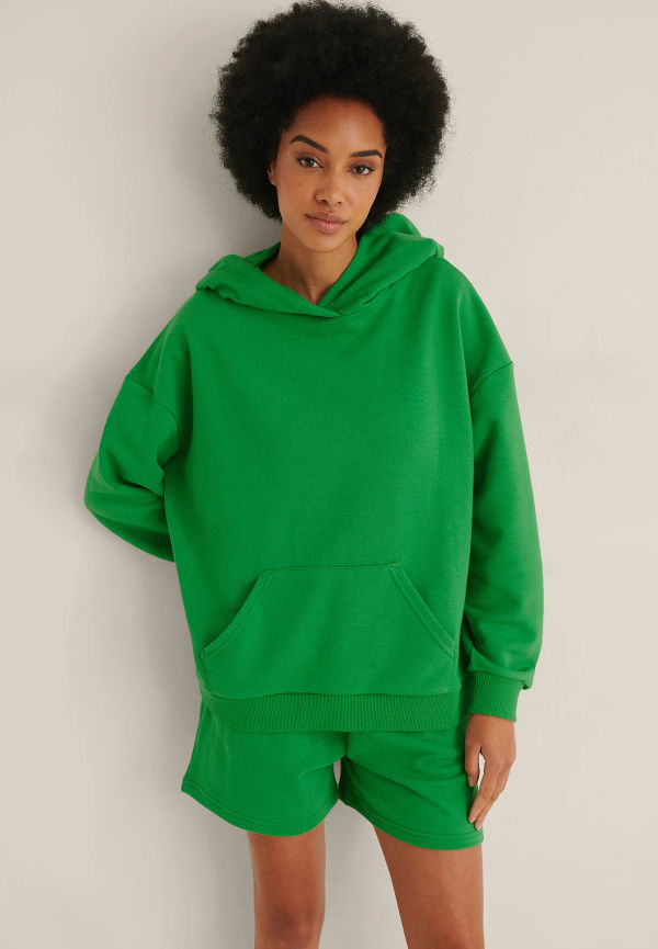 NA-KD Trend Ekologisk oversize hoodie med ficka - Green