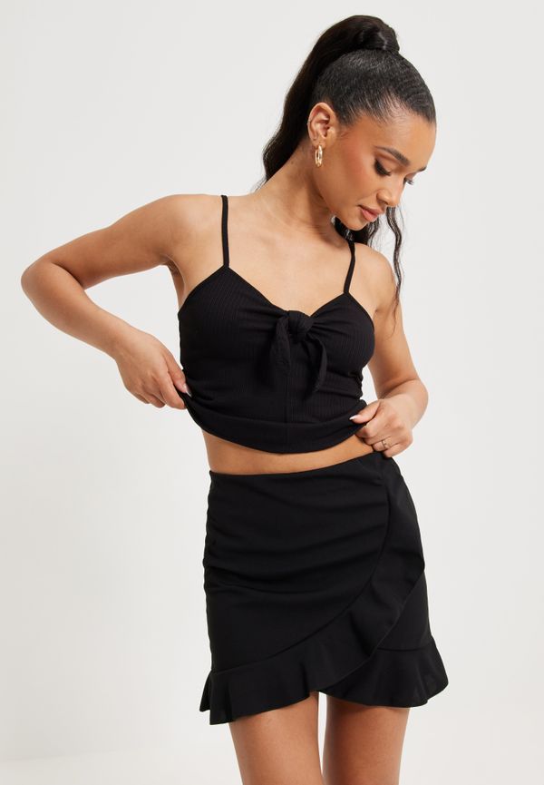 NLY One - Minikjolar - Svart - Frill Mini Skirt - Kjolar - miniskirts