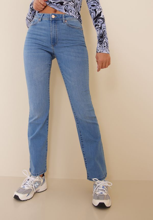 Only - High waisted jeans - Onlwauw Hw Sk Flare BJ759 Noos - Jeans