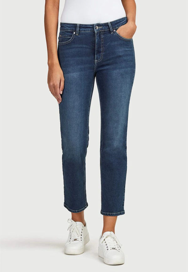 Raka jeans med femficksdesign Linnea