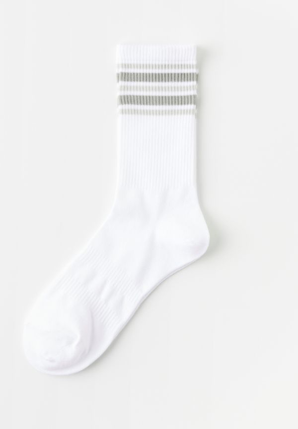Ribbade strumpor med ränder