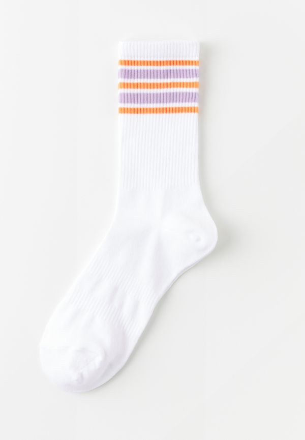 Ribbade strumpor med ränder