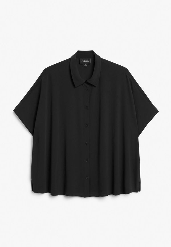Short sleeve crepe blouse shirt - Black