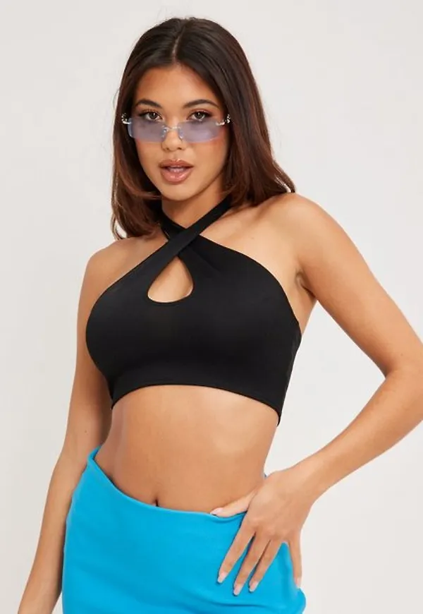 NLY One Twist Halterneck Top Crop tops Svart