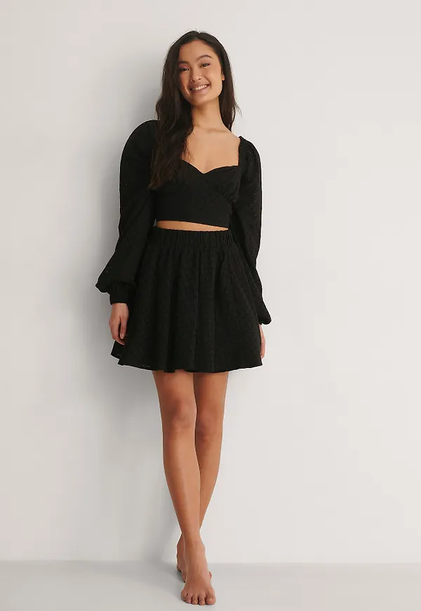 Sanne de Kramer x NA-KD Minikjol - Black