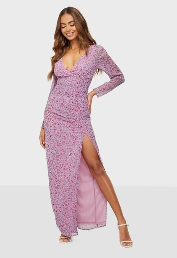 NLY Eve Spin My World Ruched Gown Maxiklänningar
