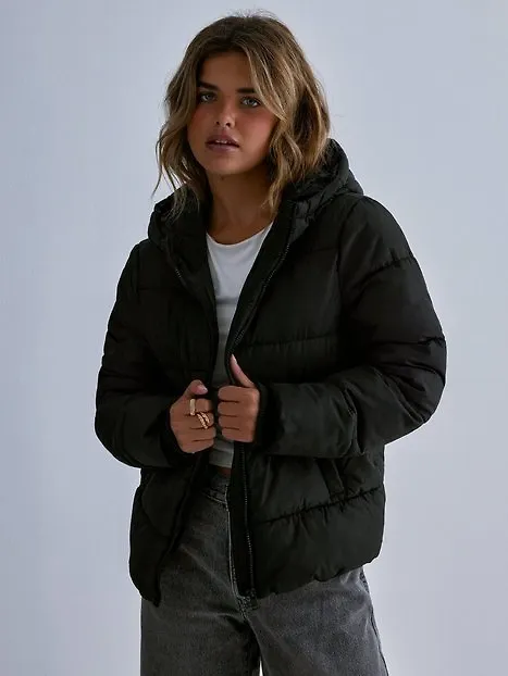 Pieces Pcbee New Short Puffer Jacket Bc Dunjackor