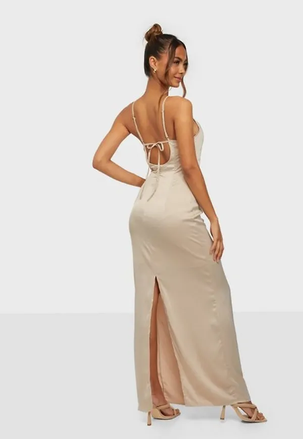 Missguided Cowl Neck Tie Back Maxi Dress Satin Maxiklänningar