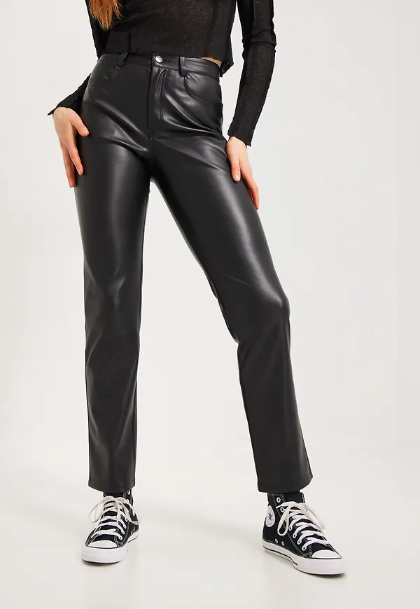 NLY Trend - Skinn - High Waist PU Pants - Byxor & Shorts - Leather
