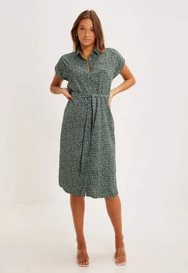 Only Onlhannover S/S Shirt Dress Noos Wv Loose fit dresses Laurel Wreath W. Animal Graphic