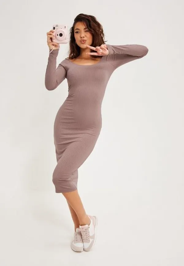 NLY Trend Rib Shoulder Dress Fodralklänningar Nougat