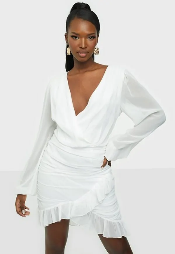 Missguided Chiffon Ruched Balloon Mini Dress Klänning White