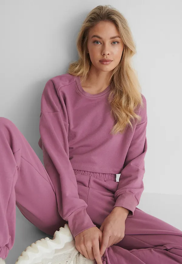 NA-KD Basic Ekologisk Croppad Sweatshirt - Purple