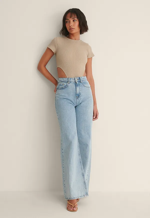Trendyol Body Med Hög Skurning - Beige