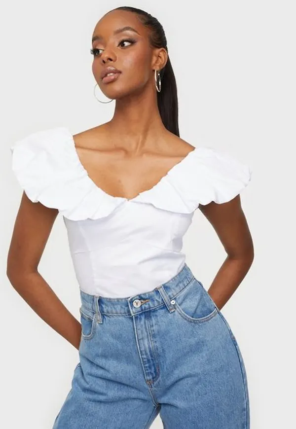 Glamorous Flounce V-Neck Top Crop tops