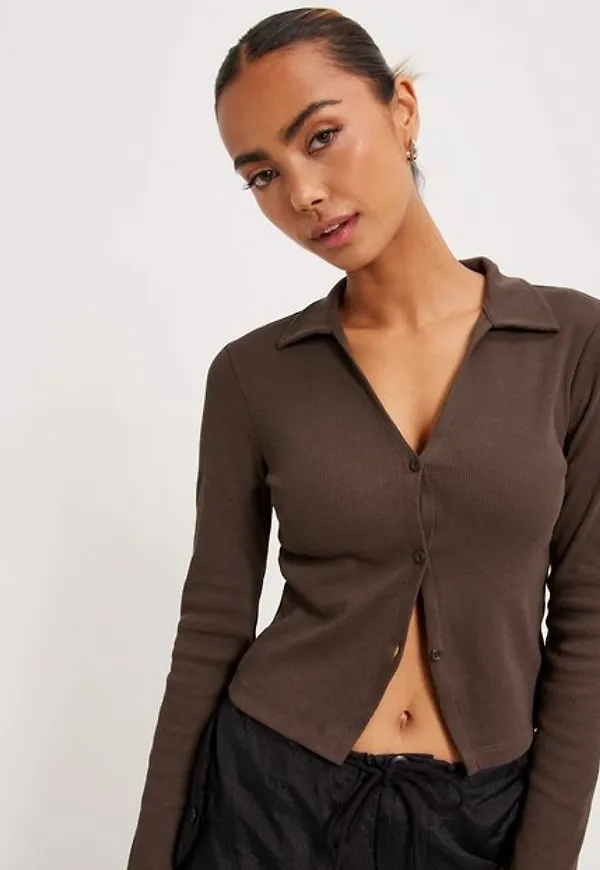 NLY Trend Effortless Button Top Långärmade toppar Brun