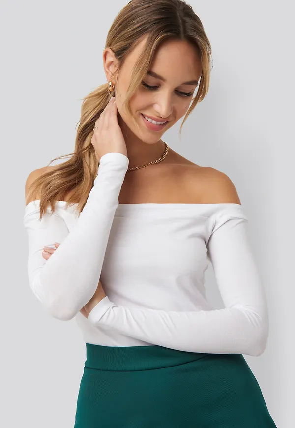 Pamela x NA-KD Reborn Long Sleeve Bardot Top - White