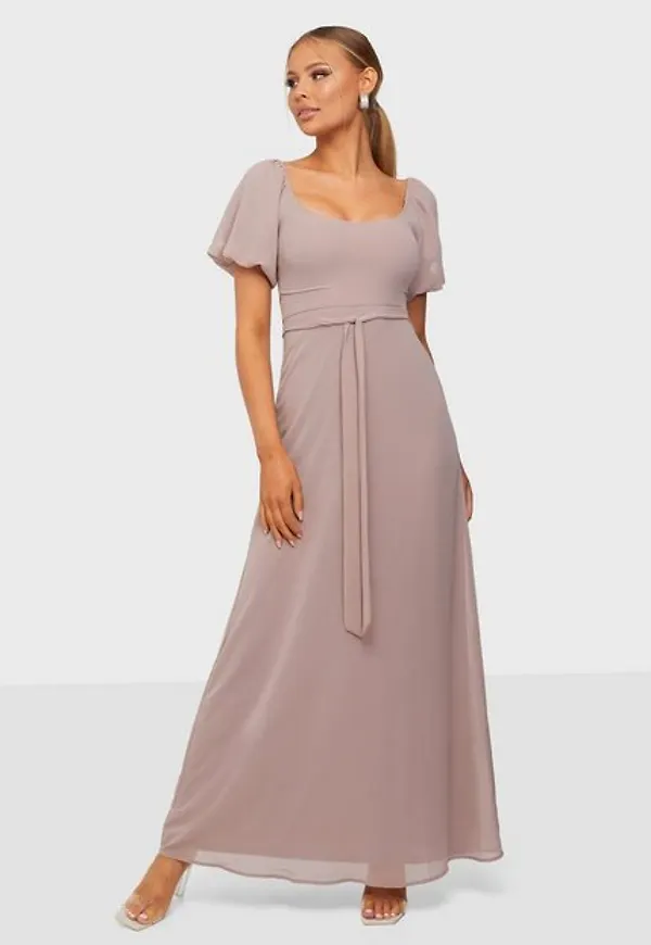 NLY Eve Cute Puff Sleeve Gown Fodralklänningar