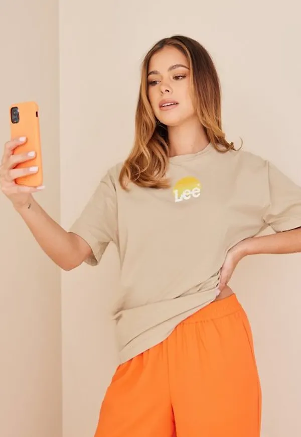 Lee Jeans Relaxed Crew Tee T-shirts Tan
