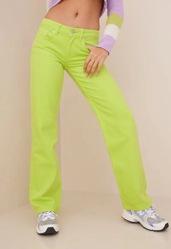NLY Trend Low Waist Straight Leg Colored Pants Byxor