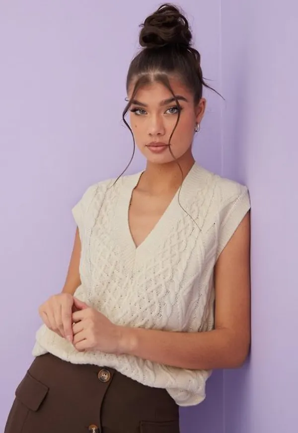 Missguided Knitted V Neck Vest Stickade västar