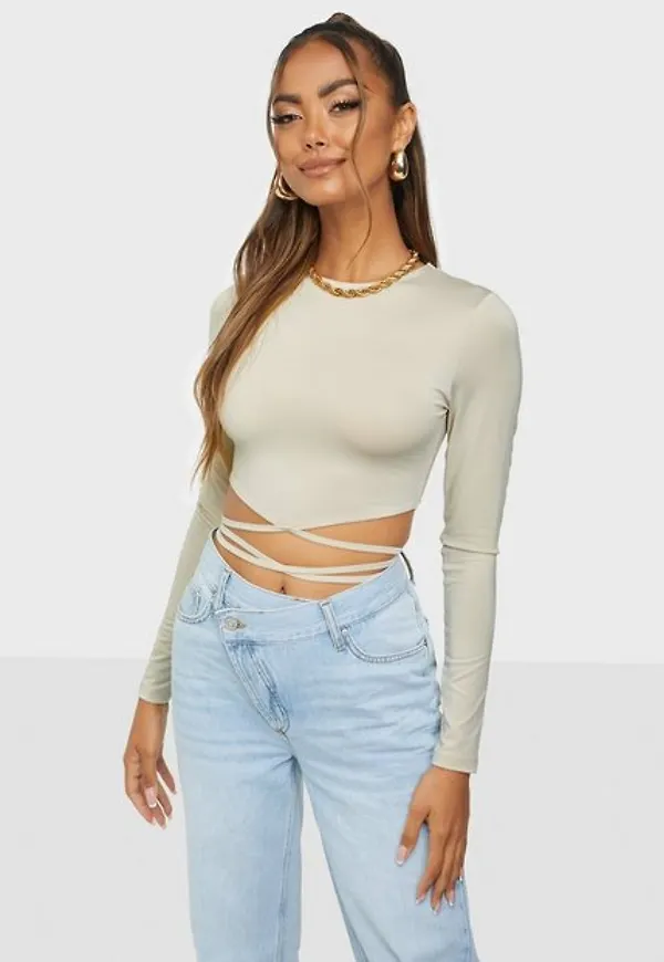 NLY Trend Tie Waist Top Toppar Grå