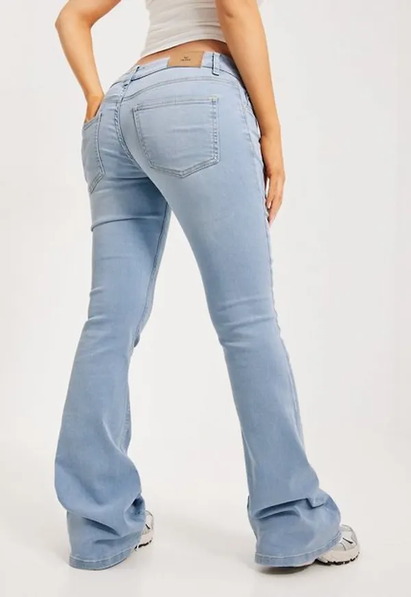 NLY Trend Low Waist Bootcut Jeans Bootcut & Flare Blå