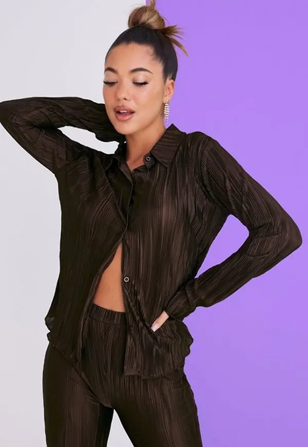 NLY Trend Flared Plissé Shirt Långärmade toppar Brun