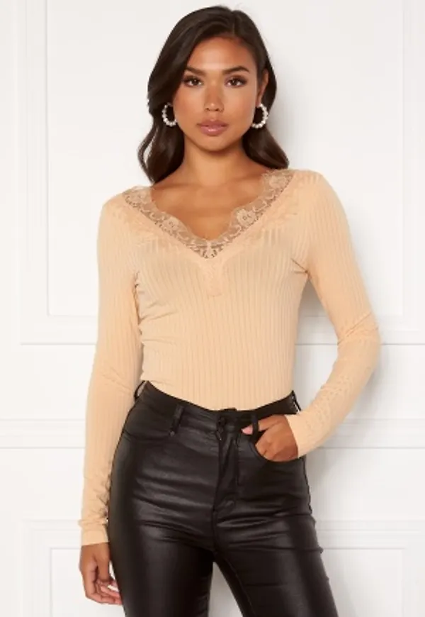 Rut & Circle Delia LS Lace Top Beige XL