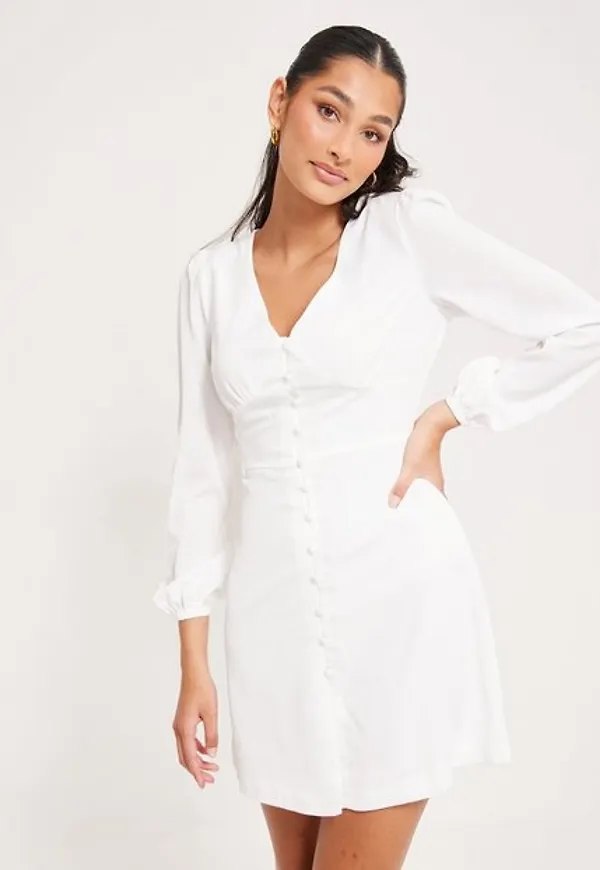 Glamorous Nelly x Glamorous V Neck Button Dress Klänning White