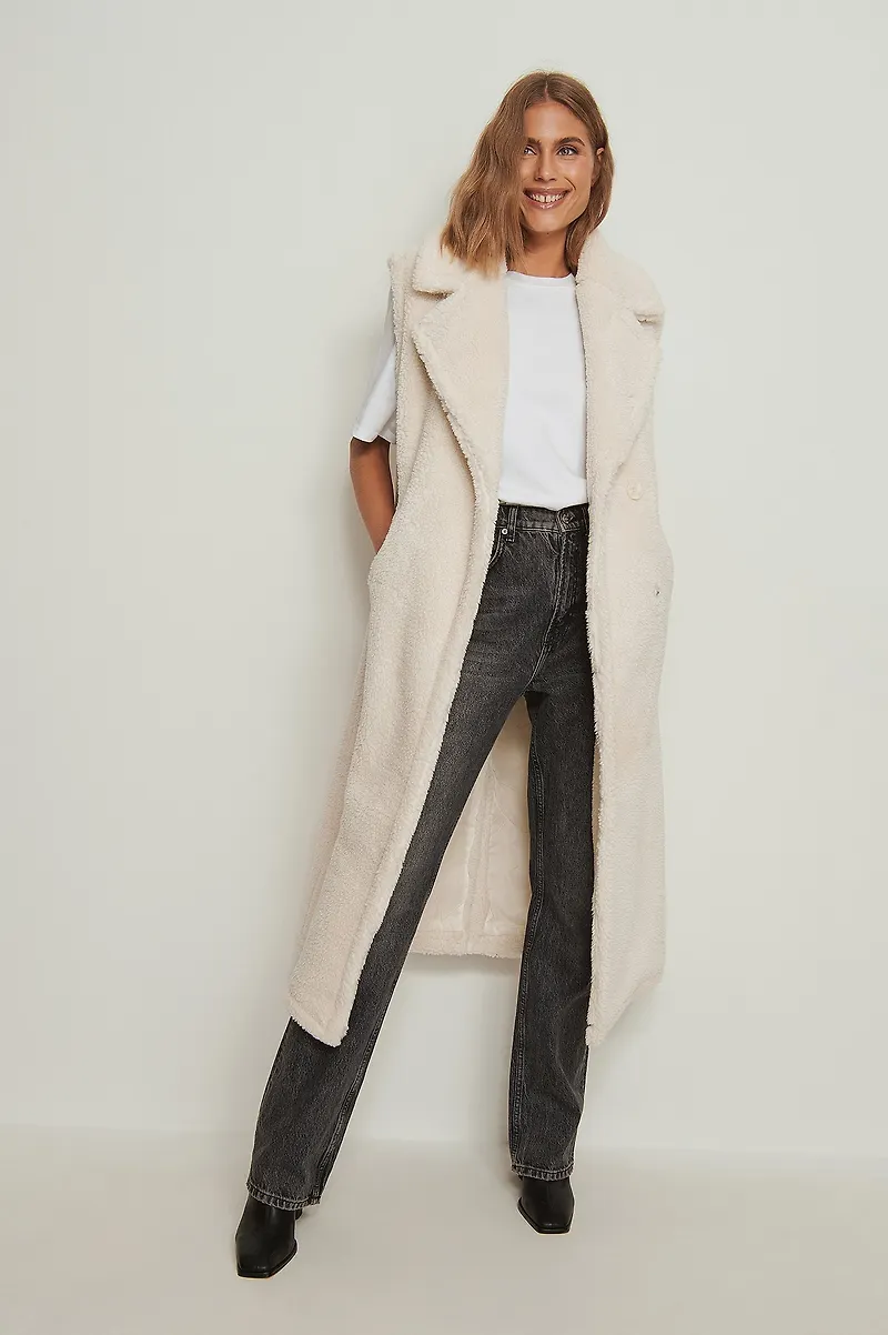 NA-KD Trend Recycled lång teddyväst - Offwhite