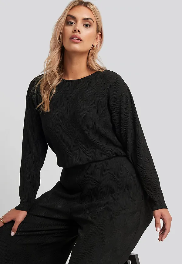 NA-KD Creased Effect Round Neck Top - Black