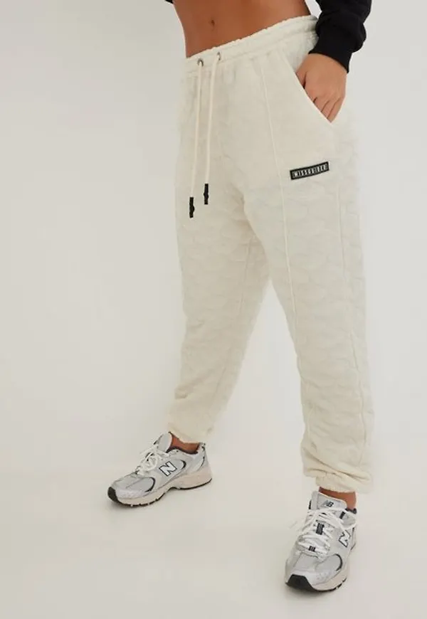 Missguided The New Onion Quilted Tracksuit Jogger Mjukisbyxor Cream