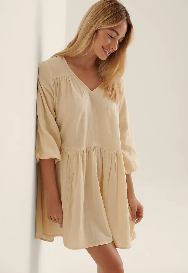 NA-KD Boho Ekologisk miniklänning i bomull - Beige