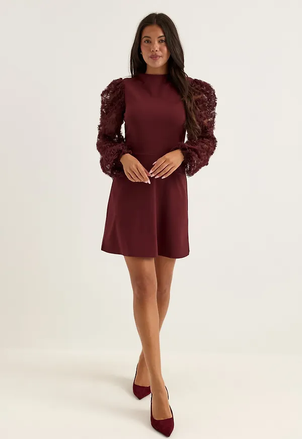 3D Floral Sleeve Dress – Bubbleroom