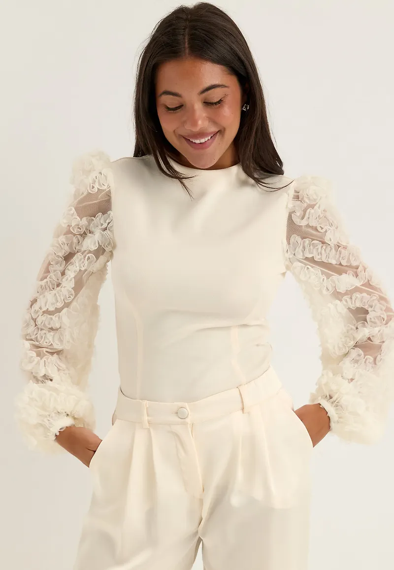 3D Floral Sleeve Top