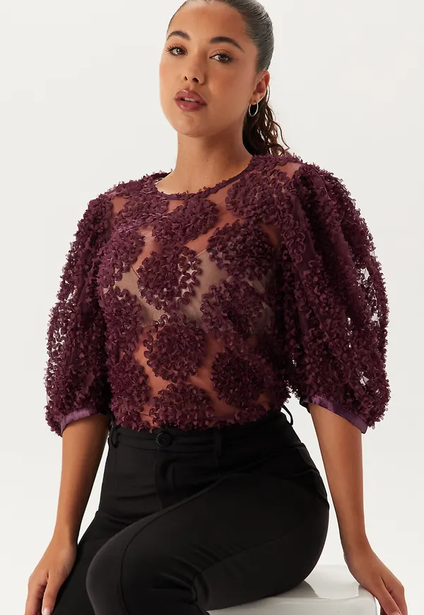3D Flower Puff Sleeve Blouse