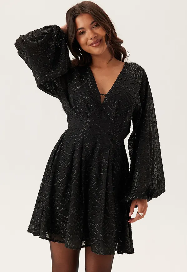 3D Lurex Raglan Sleeve Short Dress