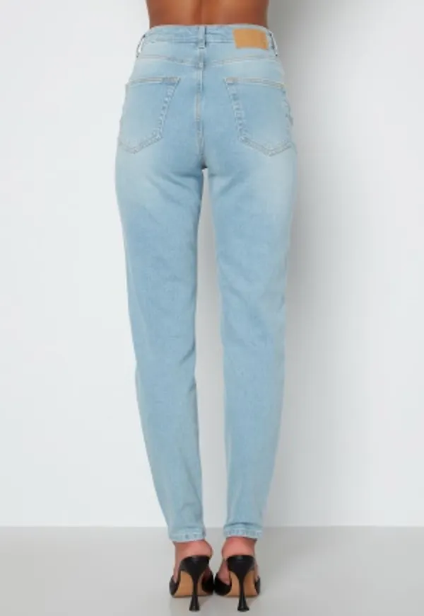 Pieces Leah Mom HW Ankle Light Blue Denim L