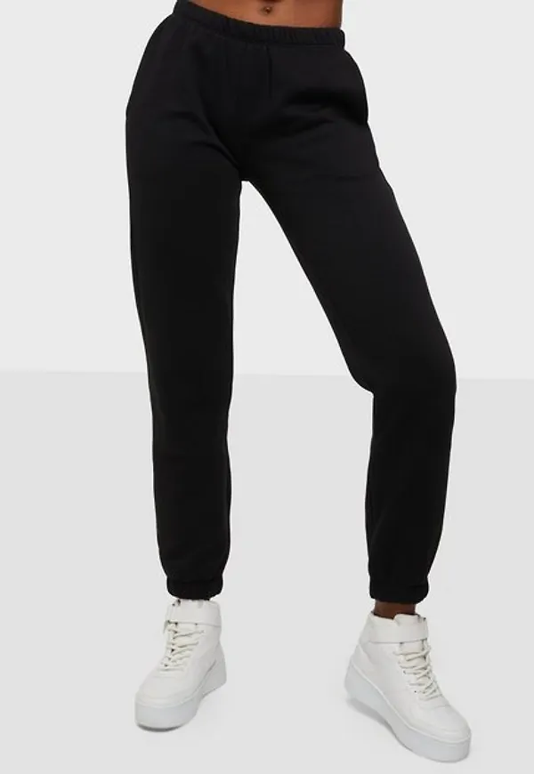 NLY Trend Low Waist Joggers Byxor Svart