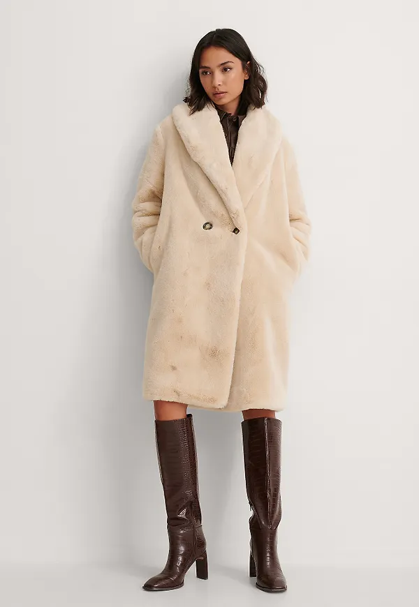MANGO Kappa I Fuskpäls - Beige